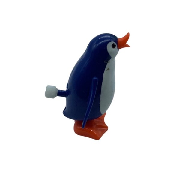 Vtg 1977 TOMY Wind Up Toy Collectible Mini Penguin Waddle Working - Picture 3 of 7